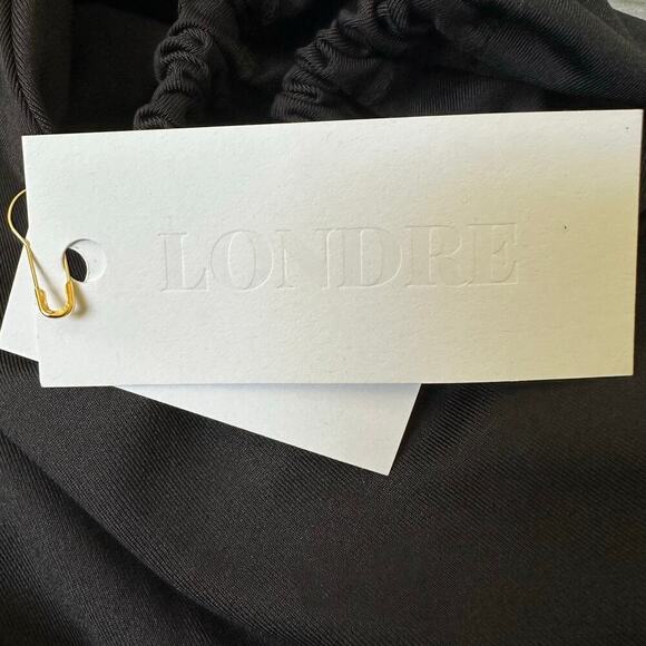 NWT Londre Ruffle Shoulder One Piece Swimsuit Black XS - Picture 9 of 10